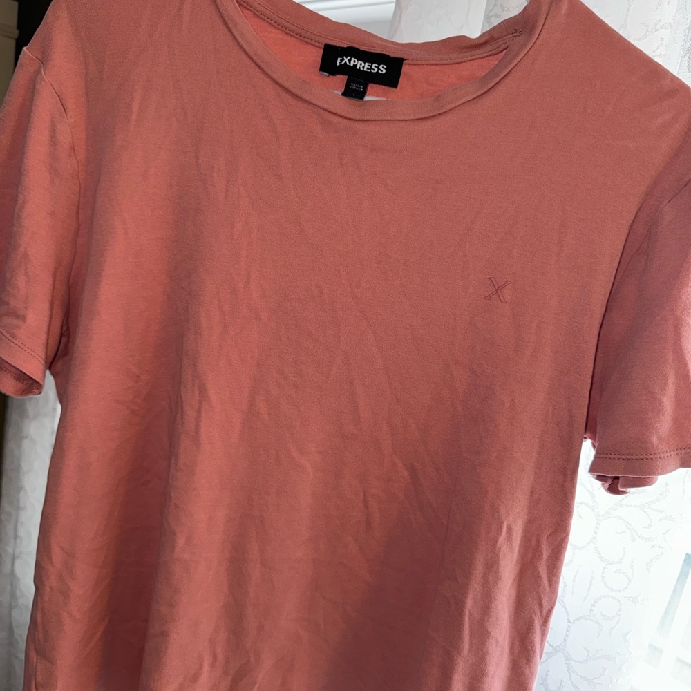 Express Coral T-Shirt